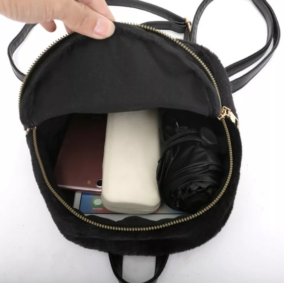 🆕️Sale💖Cute Women Girl Plush Backpack - Picture 5 of 7